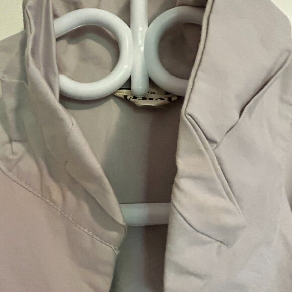 Pale Grey, Very Unique Coat - Picture 3 of 13